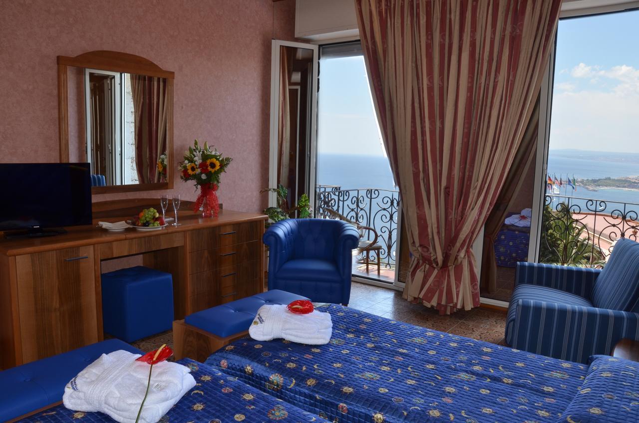 Taormina Park Hotel Exterior photo